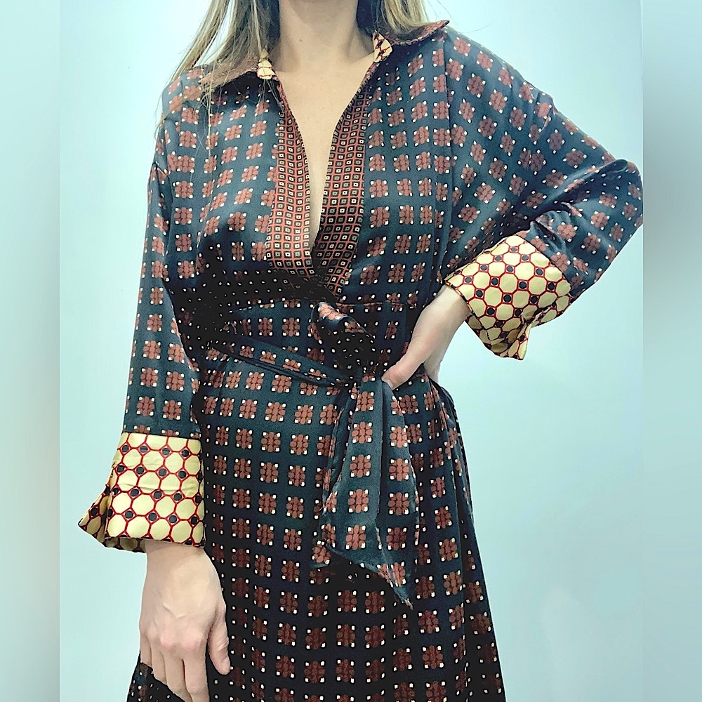 Silky collared dress